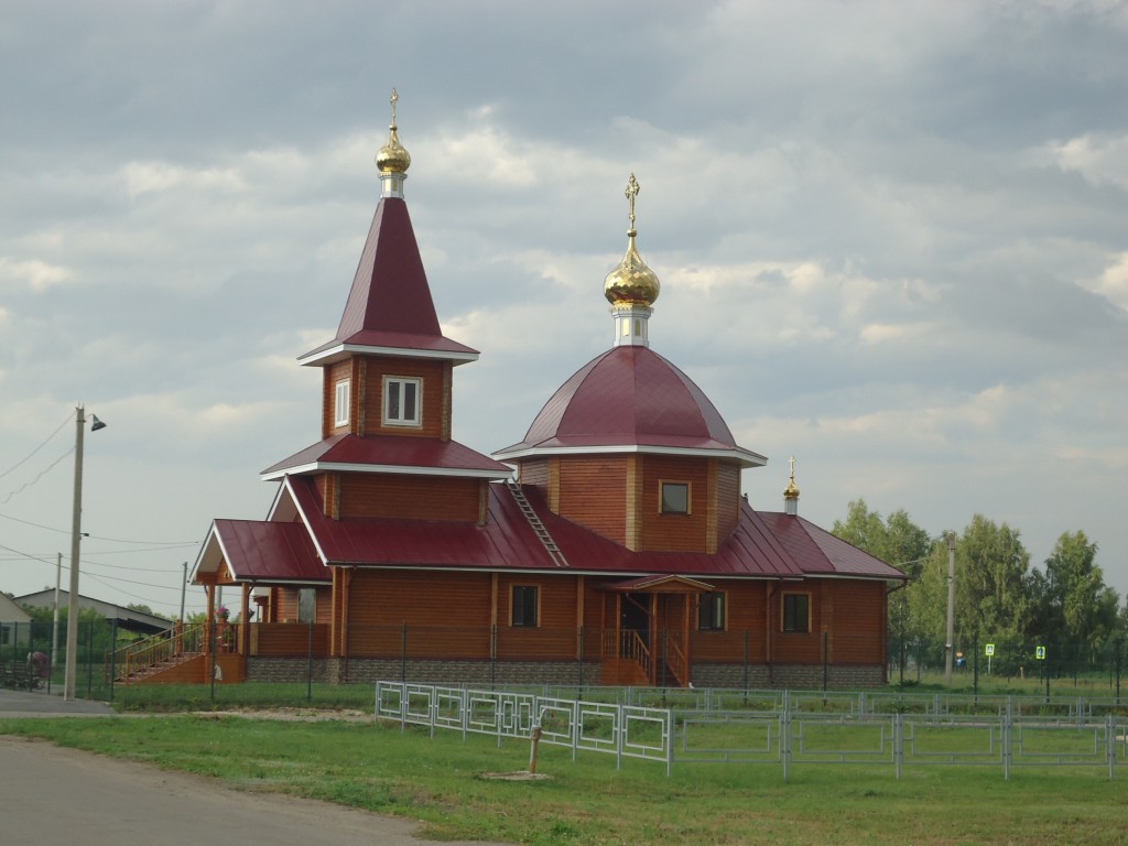 Ровенка. Церковь Димитрия Солунского. фасады