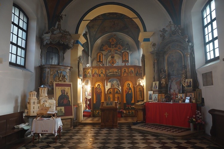 Церковь Саввы Сербского, Целе (Словения, Прочие страны). интерьер и убранство