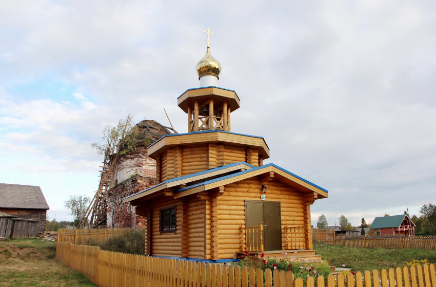 Троица. Церковь Троицы Живоначальной (новая). фасады