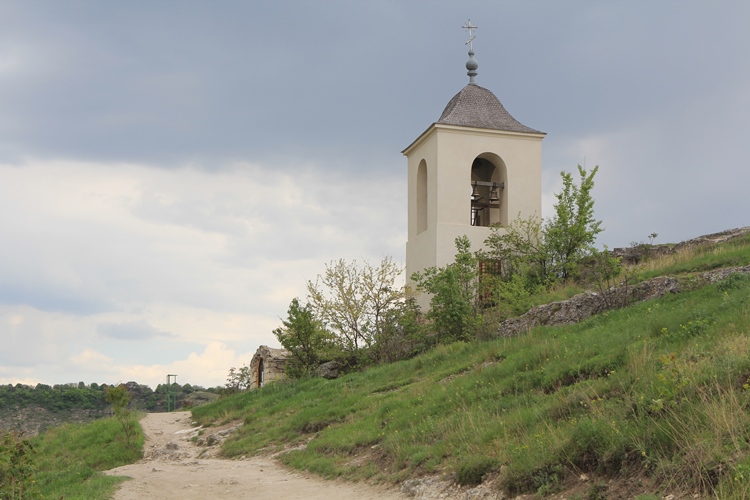 Скит Успения Божией Матери, Бутучены (Оргеевский район, Молдова). фасады