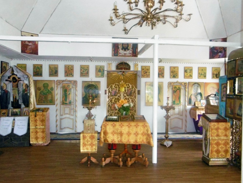 Церковь Иоанна Богослова, Нехаевская (Нехаевский район, Волгоградская область). интерьер и убранство, Иконостас храма