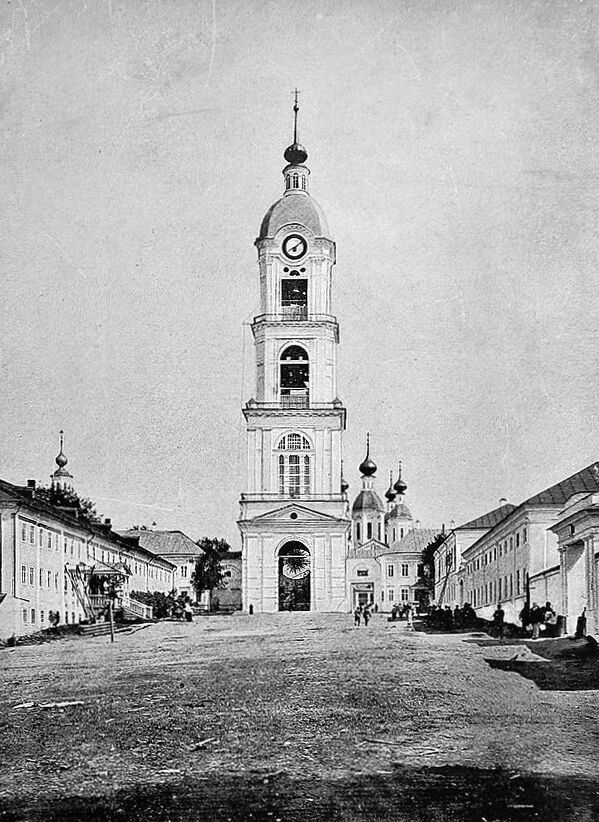 Успенская пустынь. Церковь Николая Чудотворца в надвратной колокольне, Саров (Саров, город, Нижегородская область). архивная фотография, Фото 1903 г.