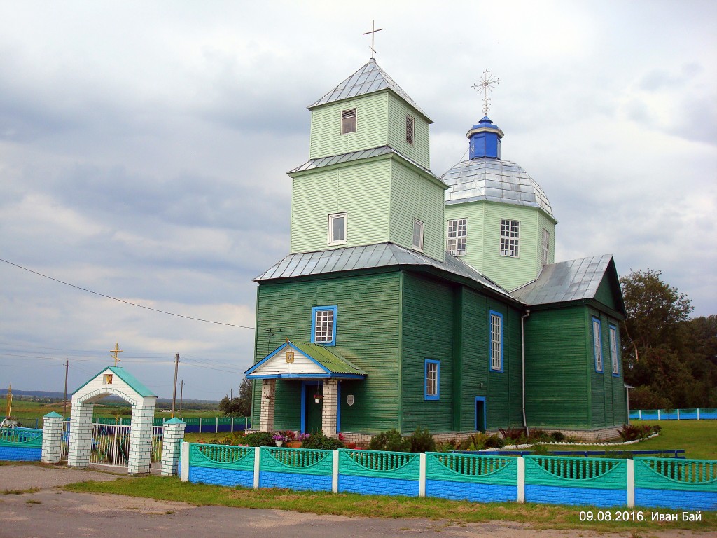 Порплище. Церковь Спаса Преображения. фасады, Общий вид