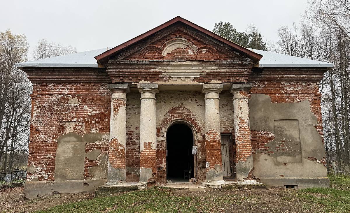 Вид с запада, фасады. Церковь Рождества Пресвятой Богородицы, Гаврилов-Ям (Гаврилов-Ямский район, Ярославская область)