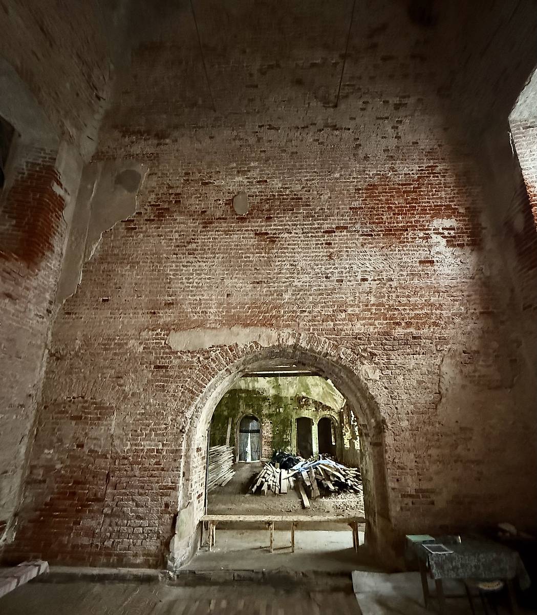 Западная стена основного объема, интерьер и убранство. Церковь Рождества Пресвятой Богородицы, Гаврилов-Ям (Гаврилов-Ямский район, Ярославская область)