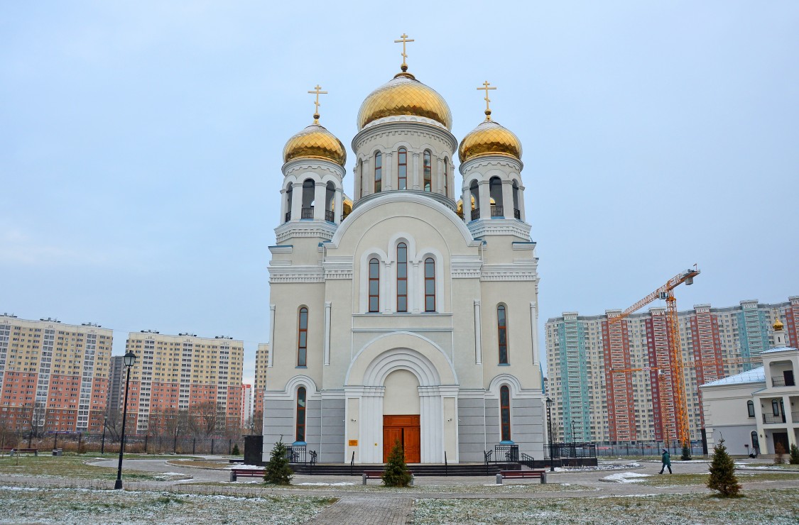 Церковь Покрова Пресвятой Богородицы на Люберецких полях, Некрасовка (Юго-Восточный административный округ (ЮВАО), г. Москва). фасады