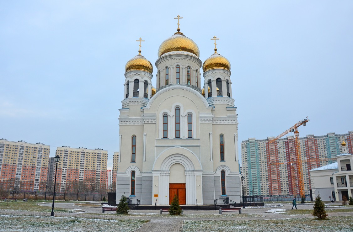 Некрасовка. Церковь Покрова Пресвятой Богородицы на Люберецких полях. фасады