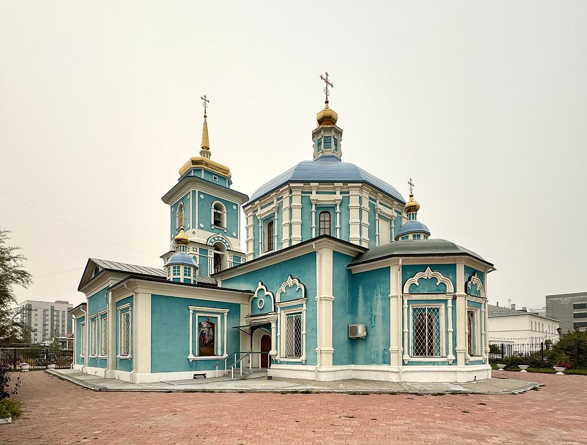 Вид с юго-востока, фасады. Церковь Рождества Пресвятой Богородицы, Якутск (Якутск, город, Республика Саха (Якутия))