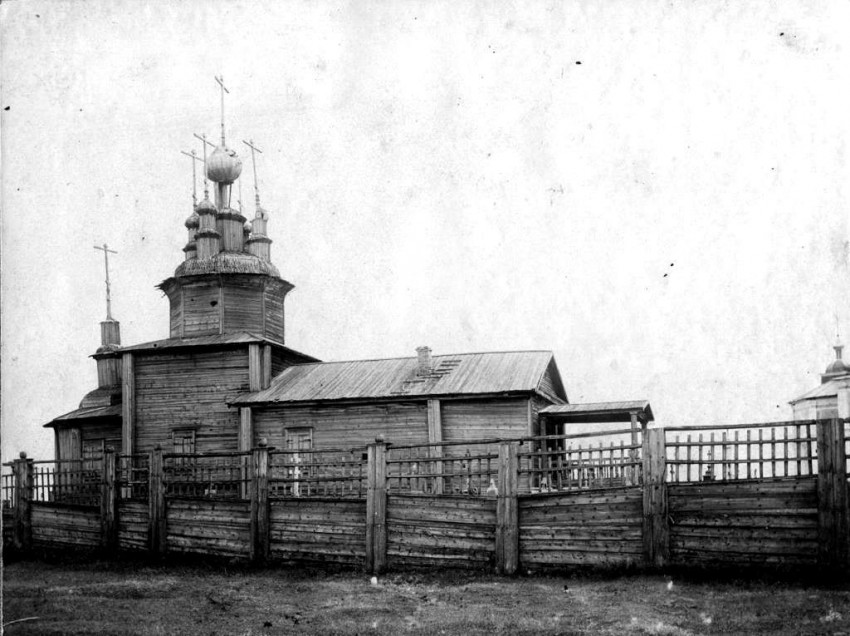 Церковь Тихона Задонского, Якутск (Якутск, город, Республика Саха (Якутия)). архивная фотография, Фото с сайта http://dnevniki.ykt.ru/alex02/493804