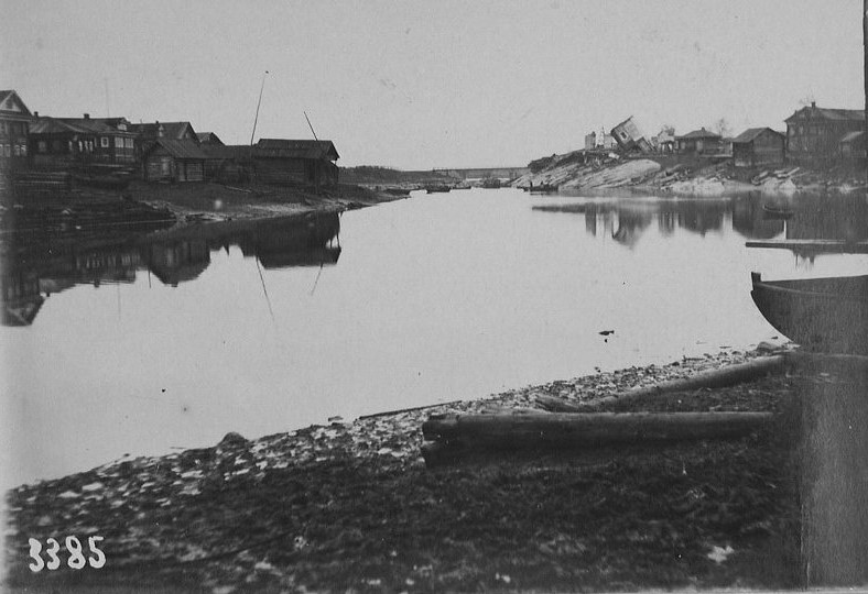 Церковь Николая Чудотворца, Шижня (Беломорский район, Республика Карелия). архивная фотография, Река Шижня с видом на скалу, подлежащую взрыву под обломками бывшей церкви. Фото 19.10.1932 г. из коллекции Национального музея Республики Карелия (https://goskatalog.ru/portal/#/collections?id=30203314)