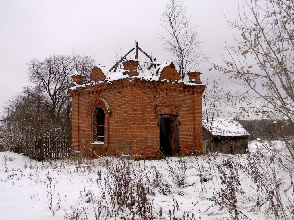 Яново. Неизвестная часовня. фасады