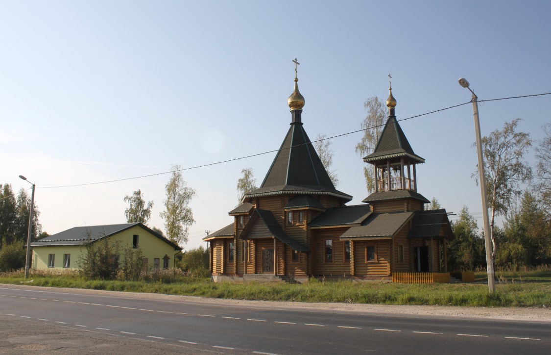 Бараки. Церковь Сергия Радонежского. фасады, Вид с северо - запада