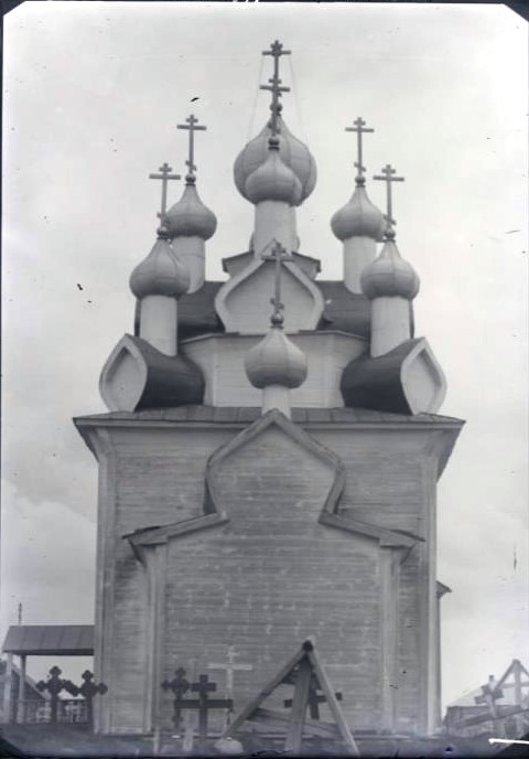Ансамбль церквей Шуйского погоста. Церковь Рождества Иоанна Предтечи (старая), Шуя (Прионежский район, Республика Карелия). архивная фотография, Вид восточного фасада. Фото 1920-х гг. из коллекции ГНИМА (https://goskatalog.ru/portal/#/collections?id=13015217)