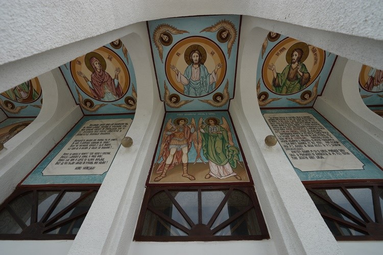 Церковь Михаила и Гавриила Архангелов, Албешть (Муреш, Румыния). архитектурные детали