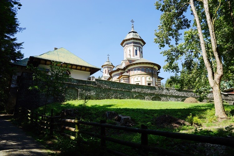 Монастырь Синая, Синая (Прахова, Румыния). фасады