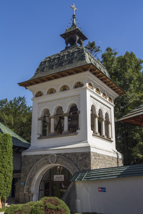 Монастырь Синая. Колокольня, Синая (Прахова, Румыния). фасады