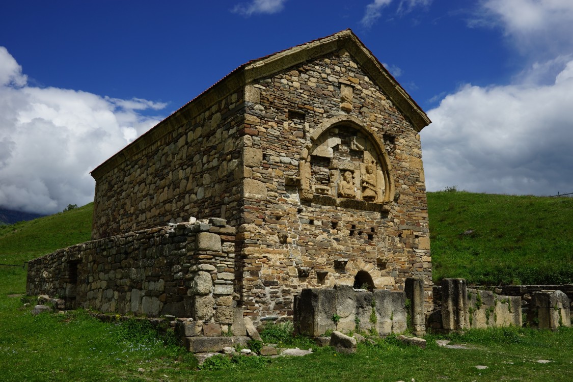 Хайрахе. Церковь Тхаба-Ерды. фасады
