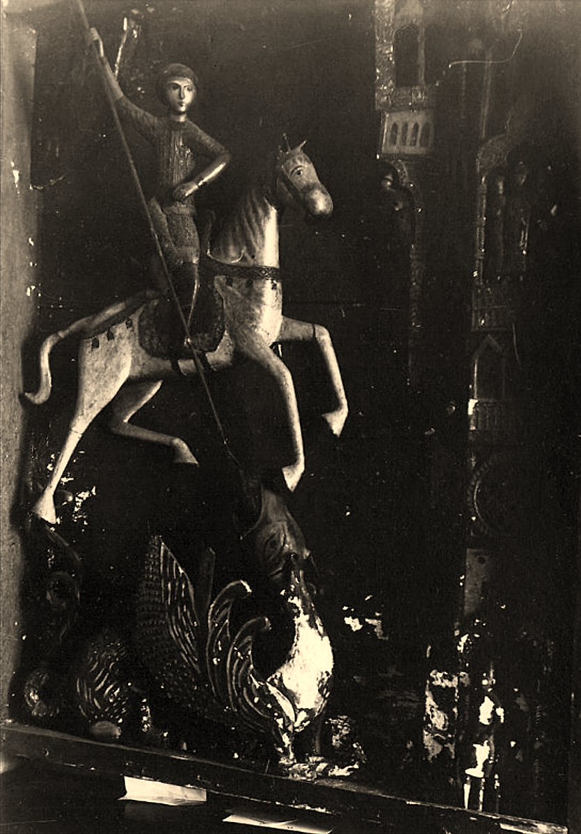 Резная икона "Чудо Георгия о змие" начала XVII в. Фото Н.А. Шабунина, 1904 г. В том же году икона вывезена в Архангельское Древлехранилище. МАЭ 974/35., архивная фотография. Собор Рождества Пресвятой Богородицы, Мезень (Мезенский район, Архангельская область)