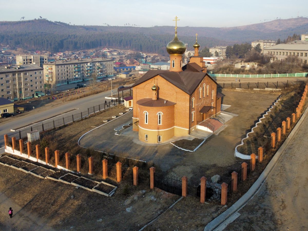 Петровск-Забайкальский. Церковь Покрова Пресвятой Богородицы. общий вид в ландшафте, Вид с СВ