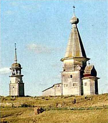 Церковь Воздвижения Креста Господня, Макарьино (Кожа, Кожский погост) (Онежский район, Архангельская область). архивная фотография, Вид на храм и колокольню с юга, фотография 1960-х годов с сайта arni.petrsu.ru