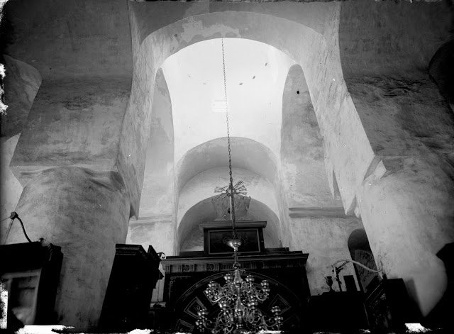 Церковь Николая Чудотворца, Ольгин Крест, урочище (Сланцевский район, Ленинградская область). архивная фотография, Вид на купол.Фото из коллекции Тартуского Университета. Середина 1930-х годов. (Сайт www.narova.eu)