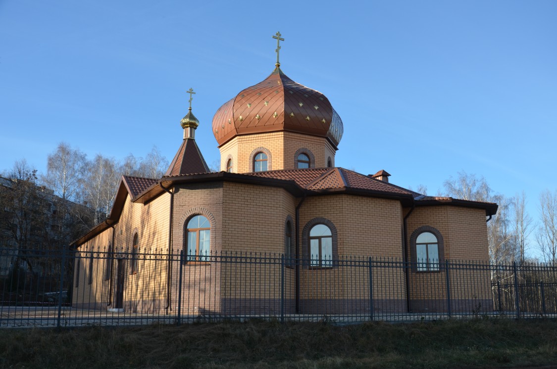 Курск. Церковь Матроны Московской и Ксении Петербургской. фасады