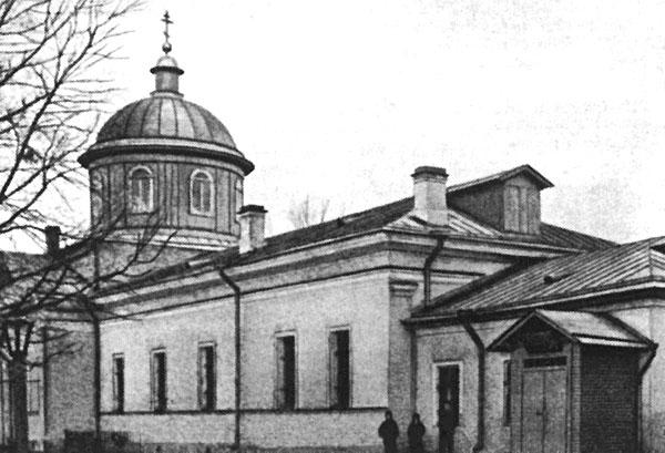 Церковь Покрова Пресвятой Богородицы на Большой Охте, Красногвардейский район (Санкт-Петербург, г. Санкт-Петербург). архивная фотография, Фото с сайта http://www.citywalls.ru/house2944.html?s=gk2ktgblbbhl4homqlhsssc4v7