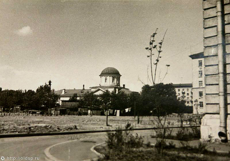 Красногвардейский район. Церковь Покрова Пресвятой Богородицы на Большой Охте. архивная фотография, Фото с сайта https://pastvu.com