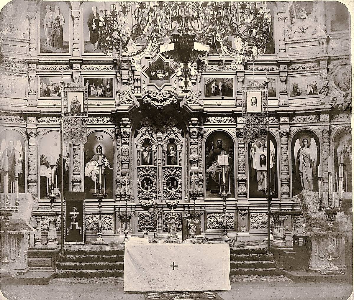 Иконостас Спасского собора. Фото 1900-1917 гг. С сайта: pastvu.com, архивная фотография. Собор Спаса Нерукотворного Образа, Саранск (Саранск, город, Республика Мордовия)