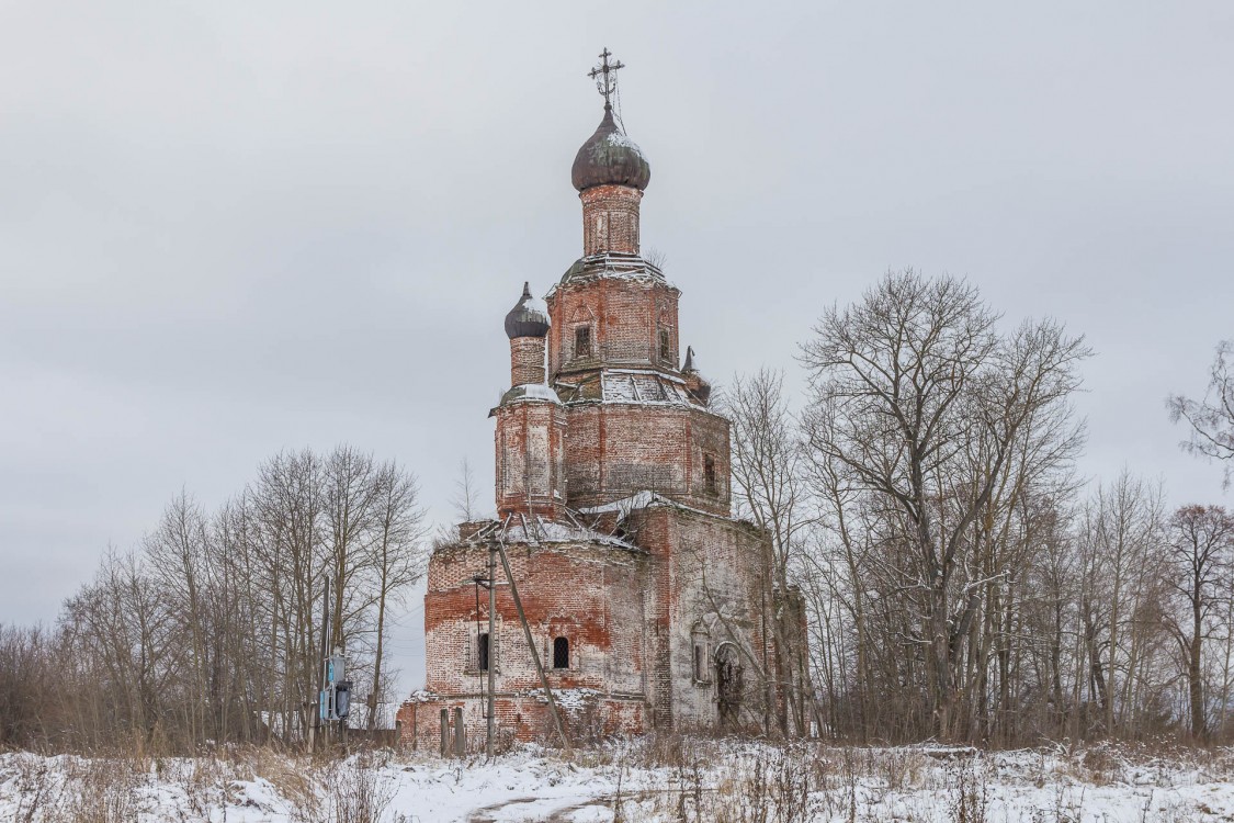 Писчугово. Церковь Спаса Преображения. фасады, Вид с северо-востока