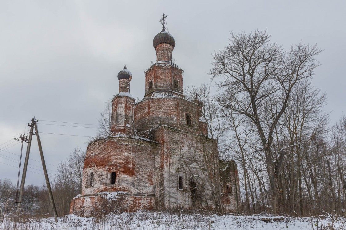 Писчугово. Церковь Спаса Преображения. фасады, Вид с северо-востока