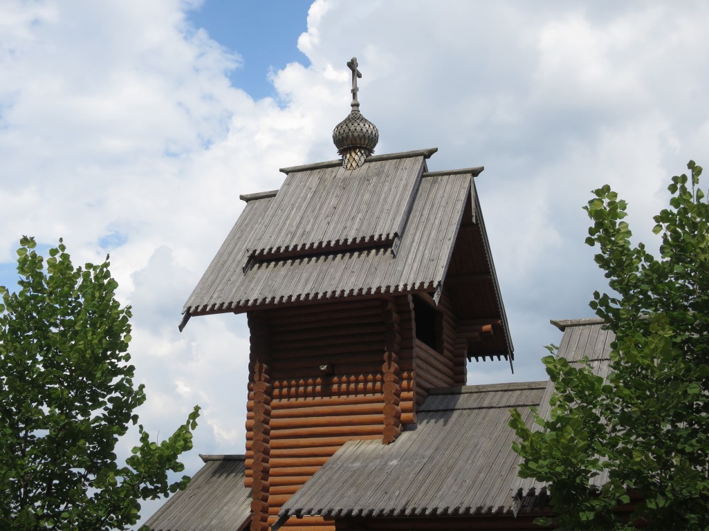 Церковь Нины равноапостольной, Черёмушки (Юго-Западный административный округ (ЮЗАО), г. Москва). архитектурные детали