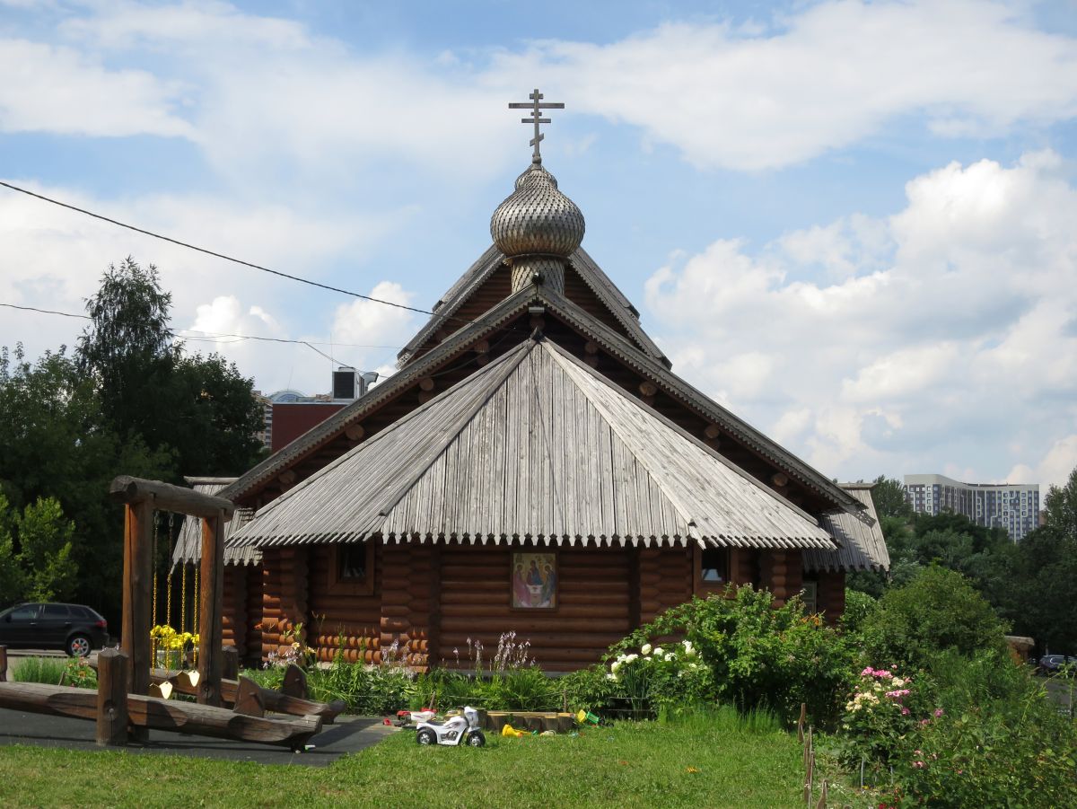 Церковь Нины равноапостольной, Черёмушки (Юго-Западный административный округ (ЮЗАО), г. Москва). фасады
