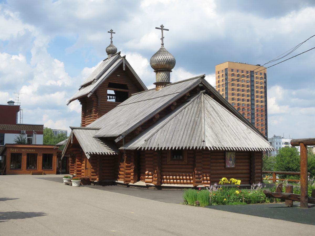 Церковь Нины равноапостольной, Черёмушки (Юго-Западный административный округ (ЮЗАО), г. Москва). фасады