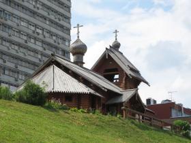 Москва. Церковь Нины равноапостольной