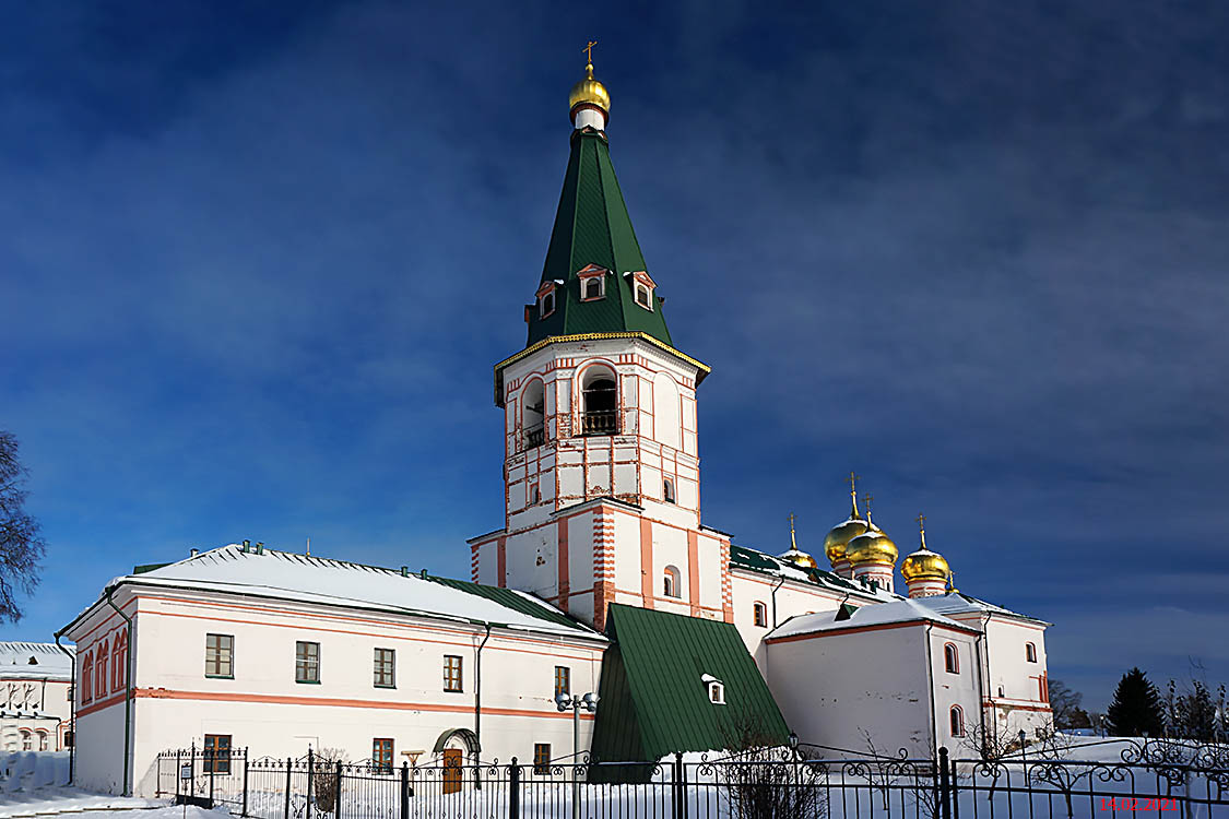 Иверский монастырь. Колокольня, Валдай (Валдайский район, Новгородская область). фасады