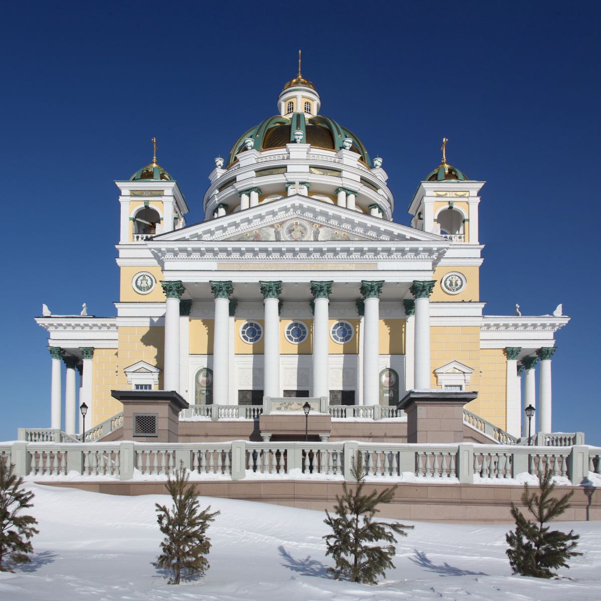 Кафедральный собор Рождества Христова (новый), Челябинск (Челябинск, город, Челябинская область). фасады, Южный фасад