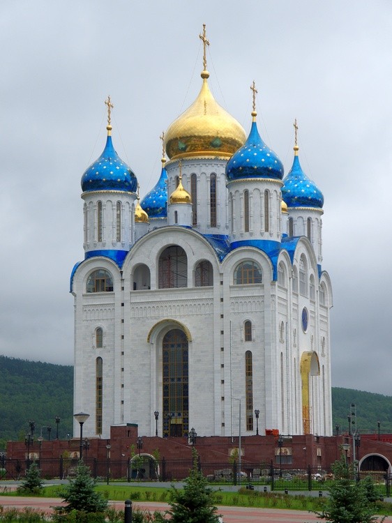 Южно-Сахалинск. Кафедральный собор Рождества Христова. фасады, вид с северо-запада