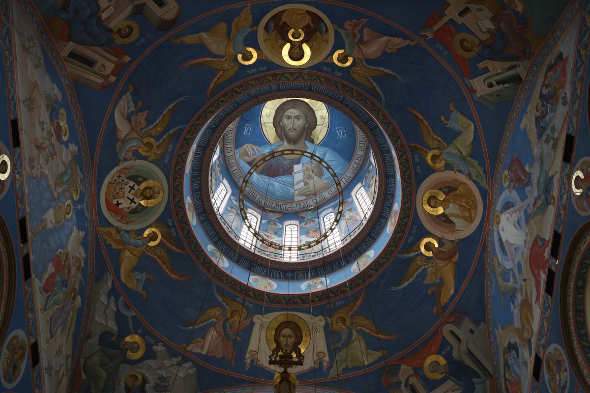 Кафедральный собор Рождества Христова, Южно-Сахалинск (Южно-Сахалинск, город, Сахалинская область). интерьер и убранство
