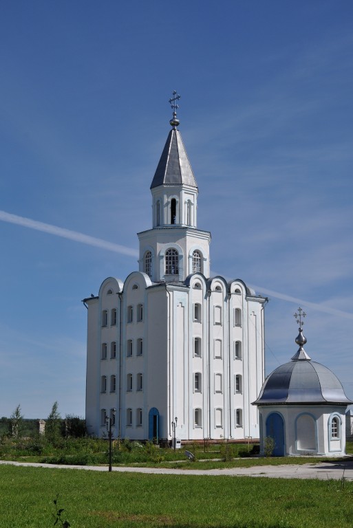 Коряжма. Коряжемский Николаевский монастырь. Колокольня. фасады
