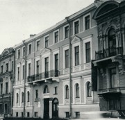 Домовая церковь Благовещения Пресвятой Богородицы в доме графини С.С. Игнатьевой, Фасад дома по набережной Кутузова.<br>, Санкт-Петербург, Санкт-Петербург, г. Санкт-Петербург