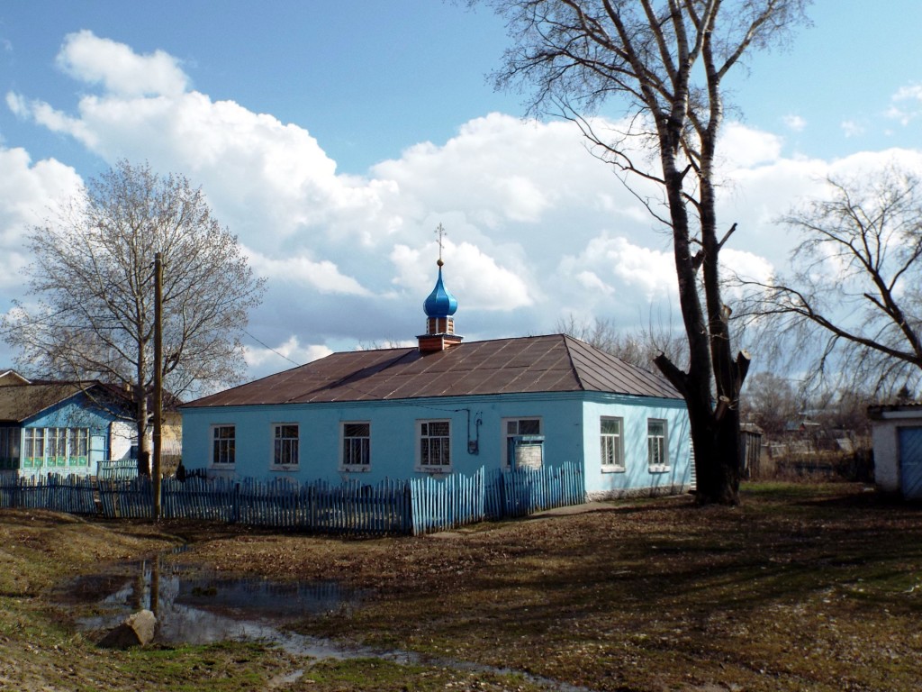 Большое Шемякино. Молитвенный дом Германа Казанского (новый). фасады