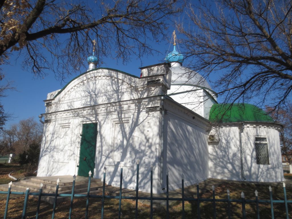 Александровка. Церковь Алексия, человека Божия. фасады