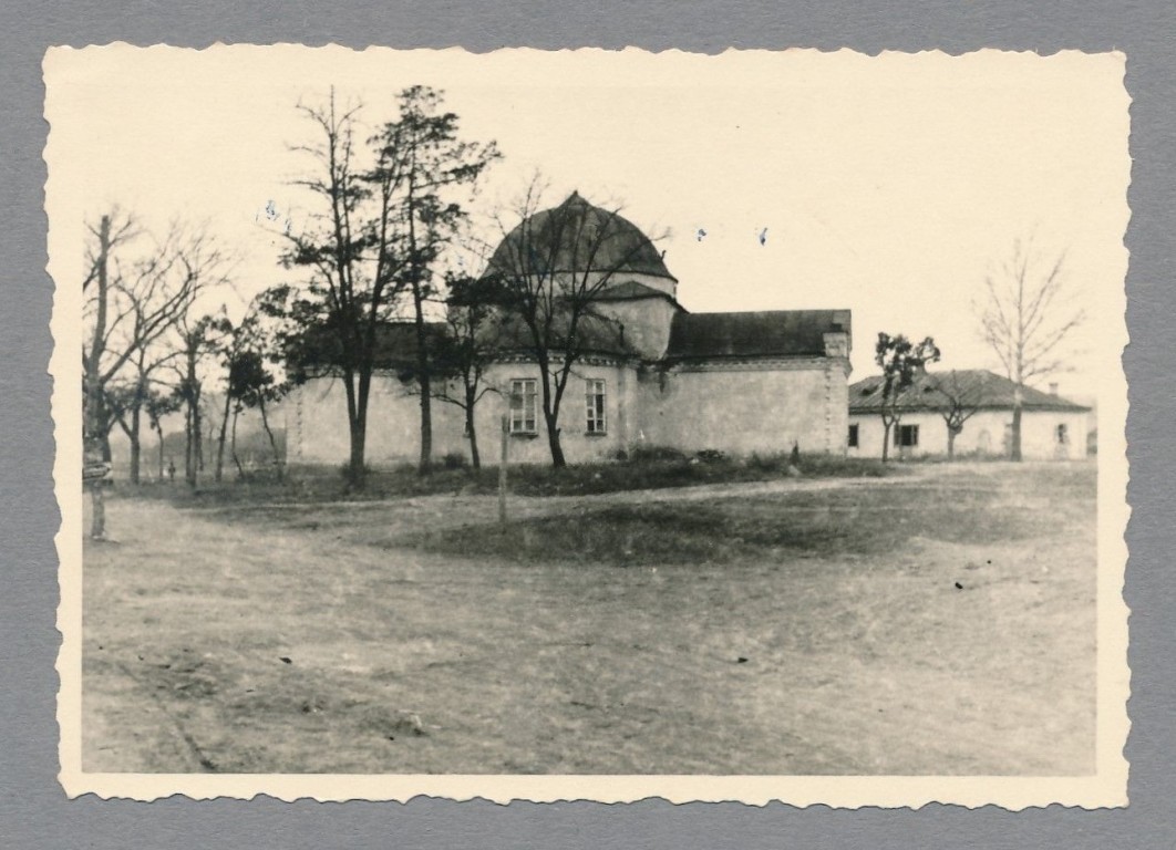 Александровка. Церковь Алексия, человека Божия. архивная фотография, Фото 1942 г. с аукциона e-bay.de