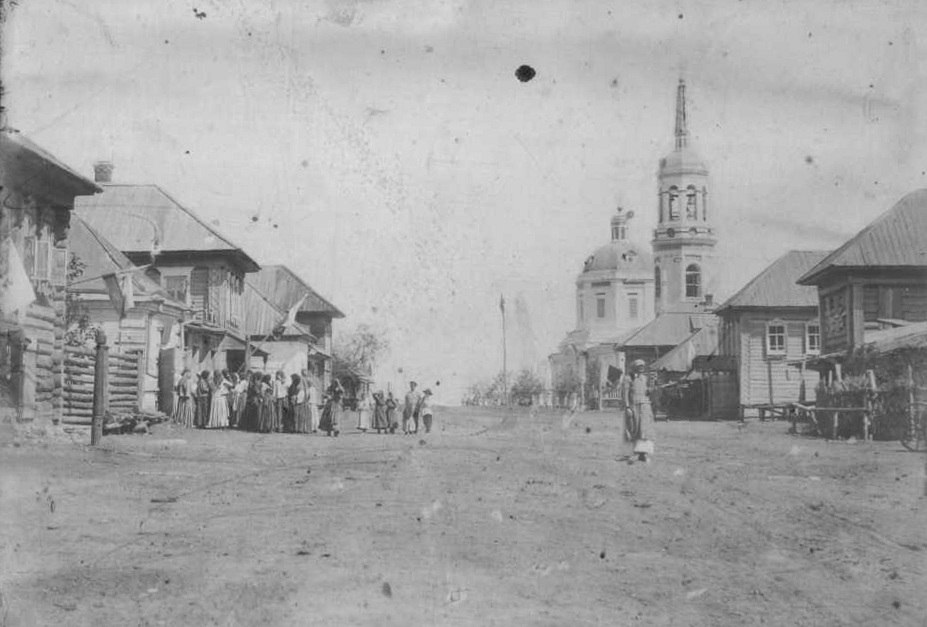 Церковь Смоленской иконы Божией Матери, Икское Устье (Менделеевский район, Республика Татарстан). архивная фотография, вид храма в селе. фото из группы ВКонтакте