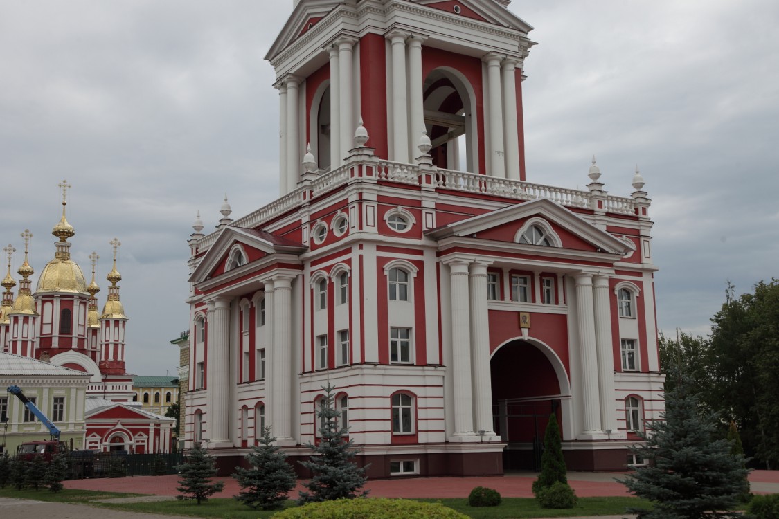 Тамбов. Казанский мужской монастырь. Колокольня (новая). архитектурные детали