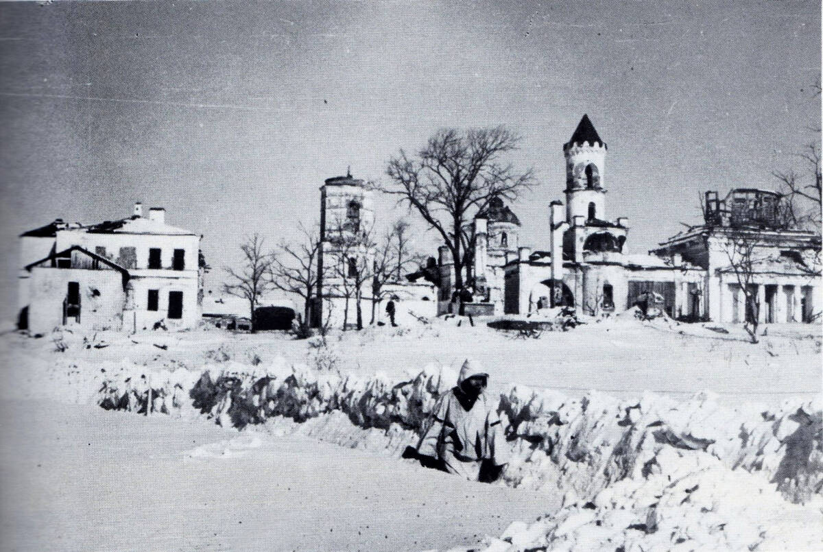 Званский Знаменский женский монастырь, Званка, урочище (Чудовский район, Новгородская область). архивная фотография, Общий вид монастыря. C аукциона e-bay.de