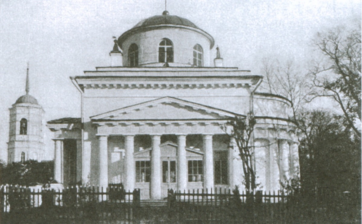 Званский Знаменский женский монастырь. Церковь Воскресения Словущего, Званка, урочище (Чудовский район, Новгородская область). архивная фотография, Илл. из кн. Галкин А. «…Почиет прах в обители уединенной» // София. 2012. № 2