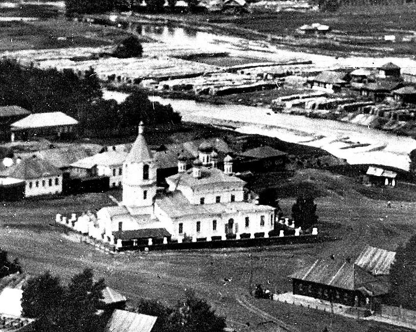 Златоуст. Церковь Петра и Павла. архивная фотография, Старое фото. Источник: fotki.yandex.ru/next/users/krychenkov/album/98415/view/283911?page=1