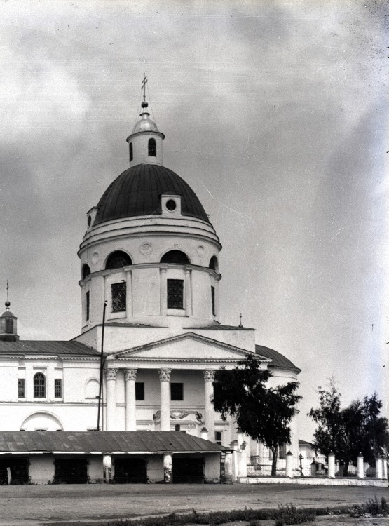 Церковь Прокопия Устюжского (старая), Бродокалмак (Красноармейский район, Челябинская область). архивная фотография, Восточная часть храма. Источник: https://my.mail.ru/community/brodokalmak/photo/2317